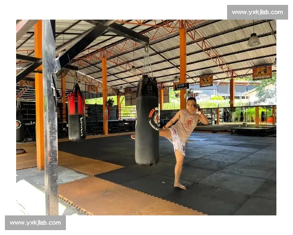 历史性突破！中国散打队客场 3-2 力挫泰国职业泰拳